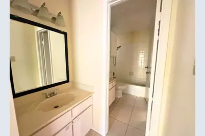 7575 Cambridge Street #1902, Houston, TX 77054 - Photo 7