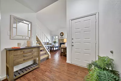 10811 Richmond Avenue #20, Houston, TX 77042 - Photo 3