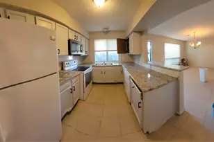 2139 Shiveley Cir, Houston, TX 77032 - Photo 9