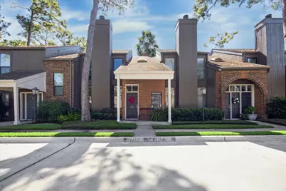 701 Bering Drive #402, Houston, TX 77057 - Photo 1