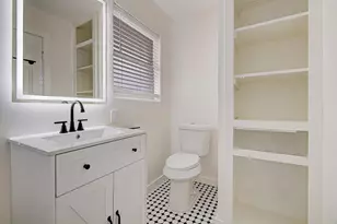 1915 McDuffie St, Houston, TX 77019 - Photo 11