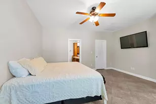 318 Shawnee Dr, Conroe, TX 77316 - Photo 25