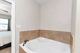 318 Shawnee Dr, Conroe, TX 77316 - Photo 27