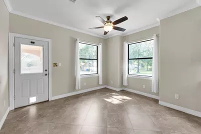 318 Shawnee Drive, Conroe, TX 77316 - Photo 19