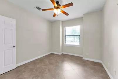 318 Shawnee Drive, Conroe, TX 77316 - Photo 29