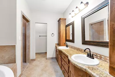 318 Shawnee Drive, Conroe, TX 77316 - Photo 25