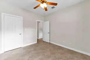 318 Shawnee Dr, Conroe, TX 77316 - Photo 31