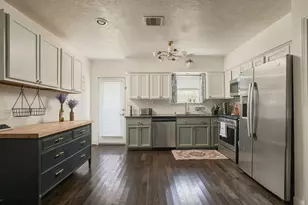 614 Coronado St, Houston, TX 77009 - Photo 3