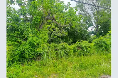 4702 Falls Street, Houston, TX 77026 - Photo 7