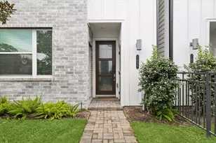 1055 Timbergrove Yards Ln, Houston, TX 77008 - Photo 3