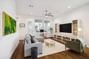 1055 Timbergrove Yards Ln, Houston, TX 77008 - Photo 5