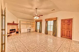 23104 Hopkins Ln, Damon, TX 77430 - Photo 23