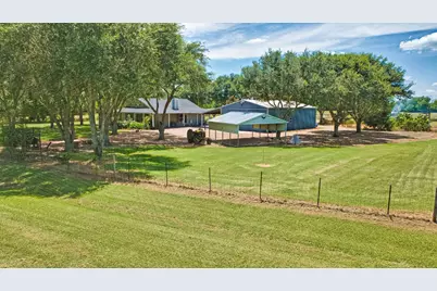 23104 Hopkins Lane, Damon, TX 77430 - Photo 7