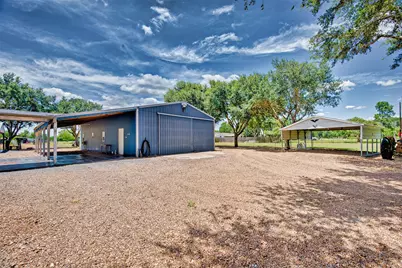 23104 Hopkins Lane, Damon, TX 77430 - Photo 37