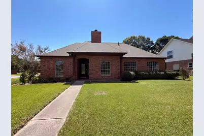 1102 Londonderry Avenue, Friendswood, TX 77546 - Photo 1
