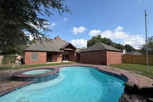 1102 Londonderry Ave, Friendswood, TX 77546 - Photo 5