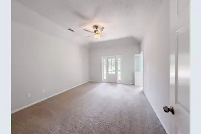 1102 Londonderry Avenue, Friendswood, TX 77546 - Photo 15