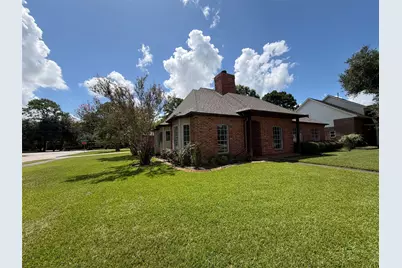 1102 Londonderry Avenue, Friendswood, TX 77546 - Photo 21