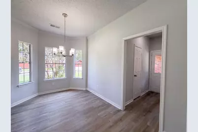 1102 Londonderry Avenue, Friendswood, TX 77546 - Photo 7