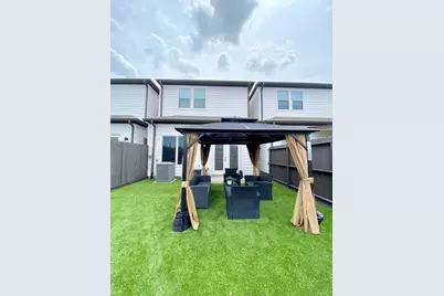 1711 Freeman Street, Houston, TX 77009 - Photo 11