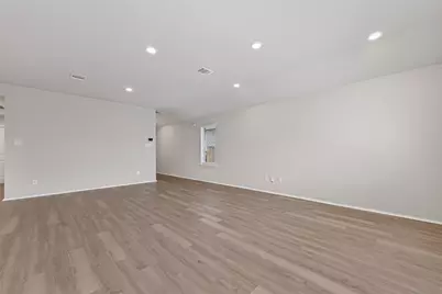 21254 Ivy Woods Court, New Caney, TX 77357 - Photo 11