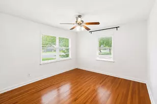 4907 Imperial St, Bellaire, TX 77401 - Photo 17