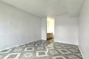 11889 Bob White Dr, Houston, TX 77035 - Photo 7