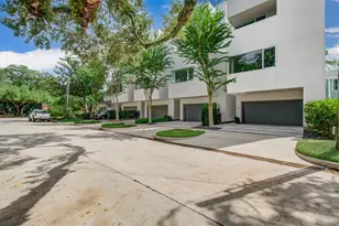 809 Branard St, Houston, TX 77006 - Photo 3