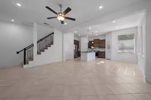 447 Pk Hl Ct, Stafford, TX 77477 - Photo 3