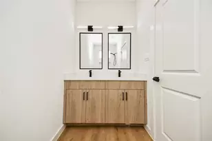 5201 Fairchild St, Houston, TX 77028 - Photo 31