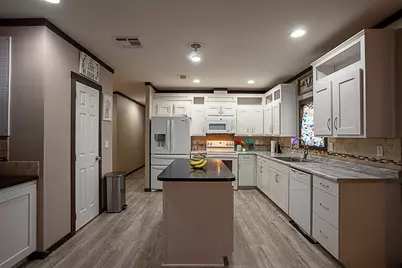 634 Kathy Street, Orange, TX 77632 - Photo 7