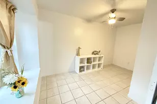 7040 Jetty Ln, Houston, TX 77072 - Photo 3