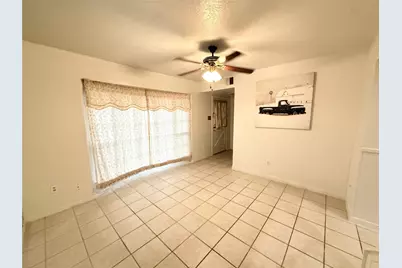 7040 Jetty Lane, Houston, TX 77072 - Photo 5