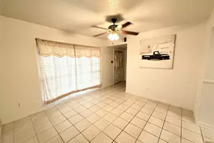 7040 Jetty Ln, Houston, TX 77072 - Photo 5