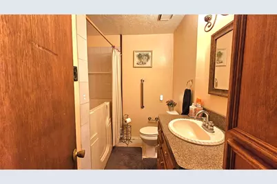 8002 Richland Drive, Houston, TX 77028 - Photo 13