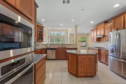 5515 Mangrove Creek Lane, Sugar Land, TX 77479 - Photo 9