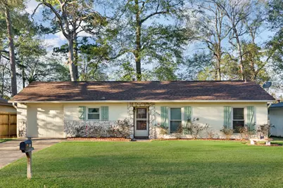 304 Hildred Avenue, Conroe, TX 77303 - Photo 1