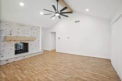 10602 Glenfield Court, Houston, TX 77096 - Photo 15