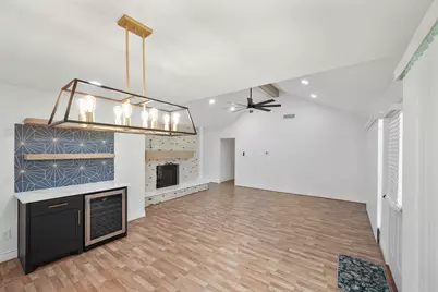 10602 Glenfield Court, Houston, TX 77096 - Photo 17