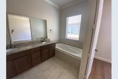 6353 Richmond Avenue #101, Houston, TX 77057 - Photo 13
