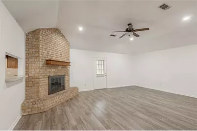 114 Timberline Drive, Huntsville, TX 77320 - Photo 9