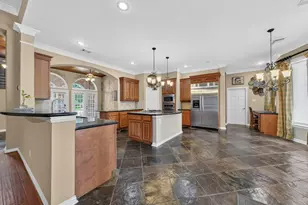 7023 Dusty Rose Cir, Sugar Land, TX 77479 - Photo 17