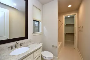 5813a Kiam St, Houston, TX 77007 - Photo 11