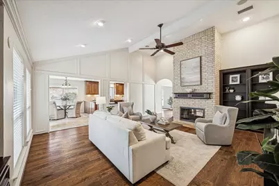 3407 Honeylocust Drive, Sugar Land, TX 77479 - Photo 5