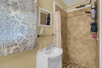 617 Catalpa Street, Angleton, TX 77515 - Photo 17