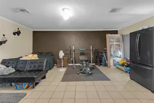617 Catalpa St, Angleton, TX 77515 - Photo 23