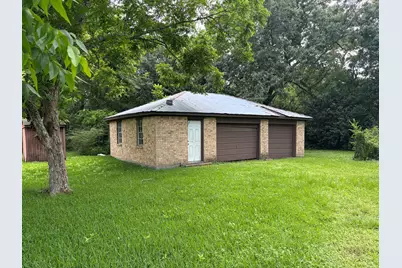 820 Avenue L, Dickinson, TX 77539 - Photo 9