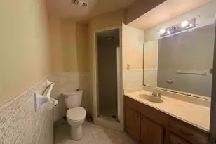 820 Avenue L, Dickinson, TX 77539 - Photo 13
