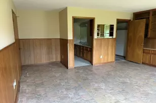 820 Avenue L, Dickinson, TX 77539 - Photo 17