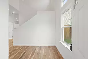 13926 Leabrandon Ln, Houston, TX 77045 - Photo 3